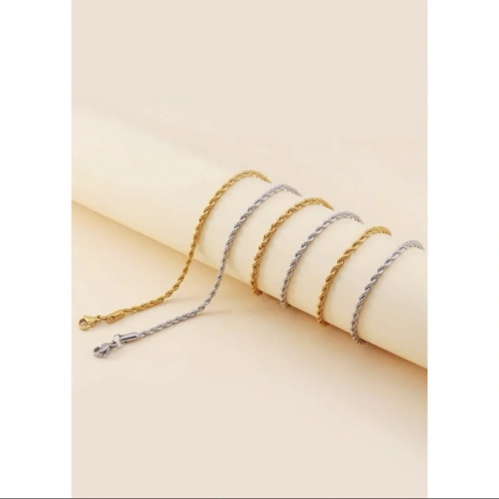 Set of 2 Stainless Steel Necklaces